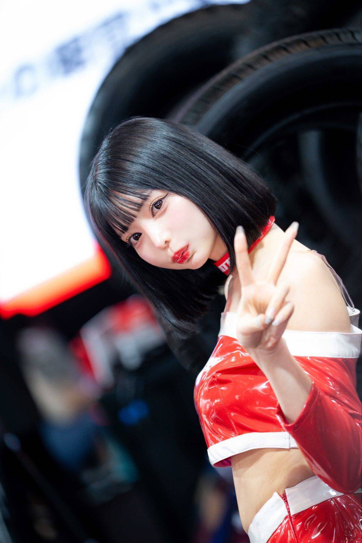 車やゲームだけじゃない！ブースを彩る「東京オートサロン2026」コンパニオン特集！