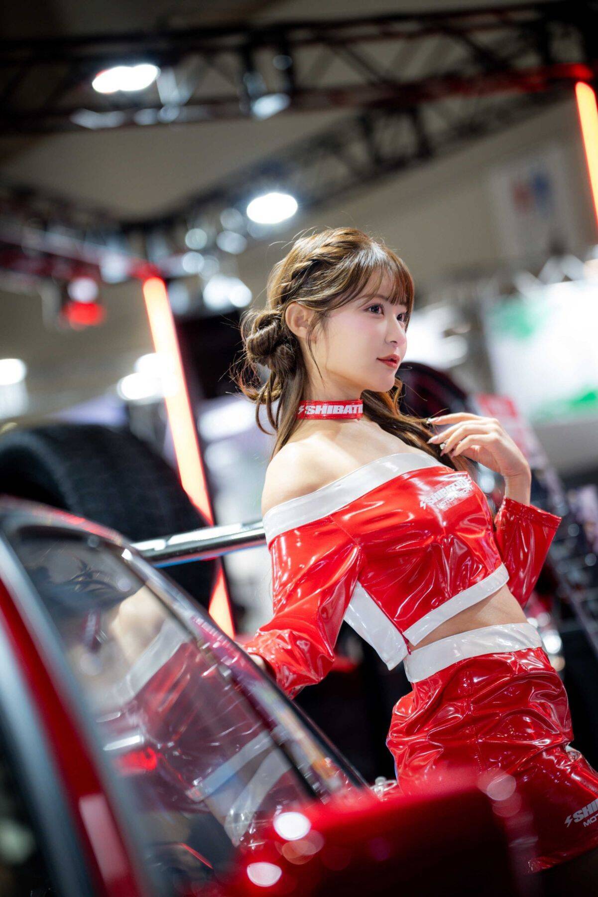 車やゲームだけじゃない！ブースを彩る「東京オートサロン2026」コンパニオン特集！