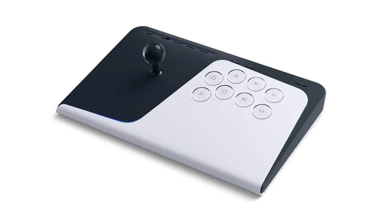 「PlayStation Link USBアダプター(CFI-ZWA3J)」が8月6日発売！PS Link対応機器を切り替え使用可能に