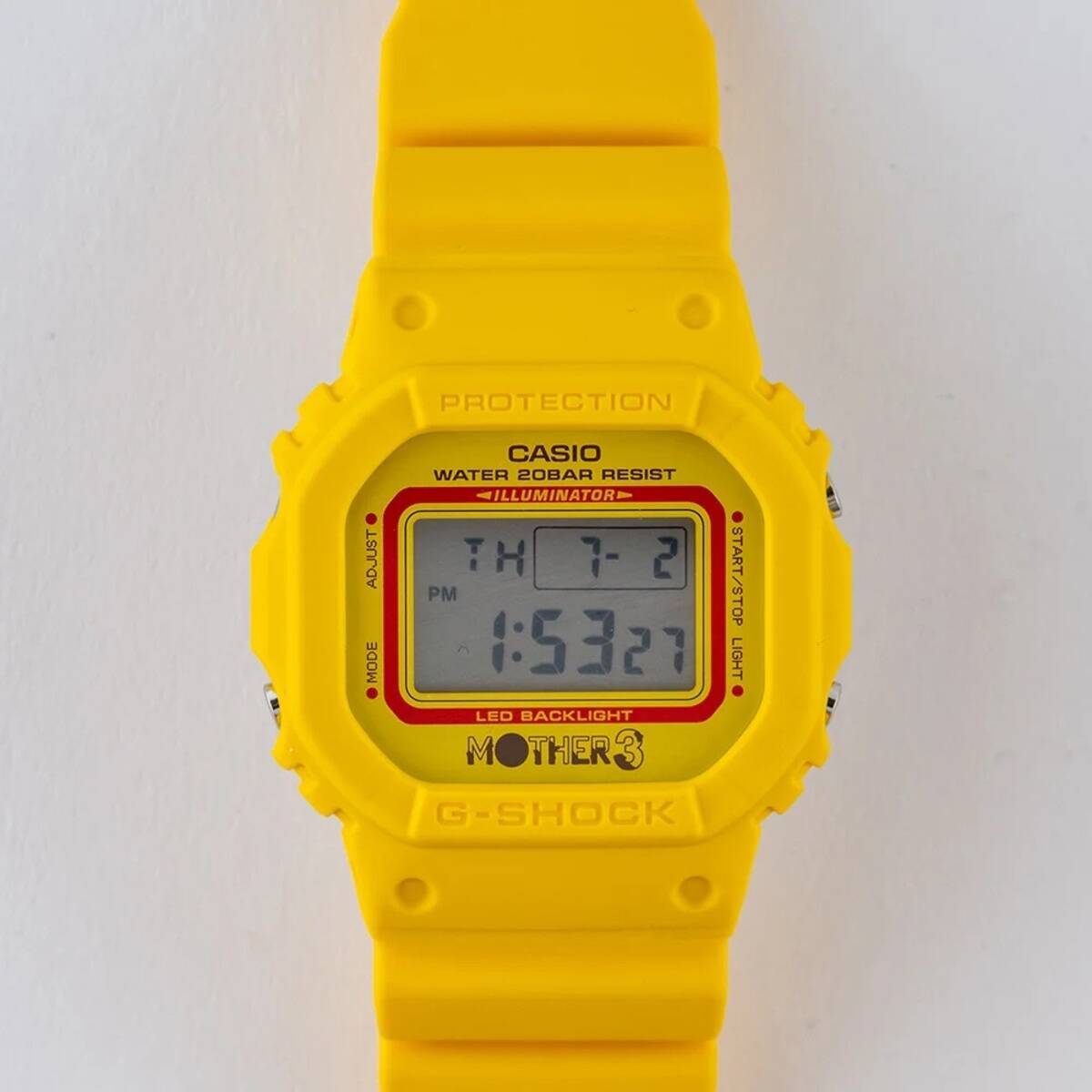 「MOTHER3」発売20周年を記念して「G-SHOCK」と2年ぶりコラボ！ひまわり畑をイメージさせるイエローのDW-5600