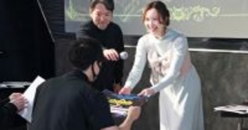 生身で遊ぶアクションRPG「ダンジョン∞スパイラル」上位プレイヤーを声優・戸松遥さんが表彰！1月19日からはフィナーレ企画第2弾「ベラム討伐戦」も