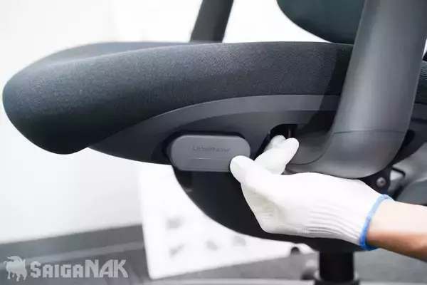 「変幻自在のサポートで自動で姿勢を正してくれる！エルゴノミクスチェア「LiberNovo Omni」を開封＆レビュー！」の画像