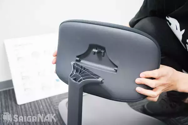 「変幻自在のサポートで自動で姿勢を正してくれる！エルゴノミクスチェア「LiberNovo Omni」を開封＆レビュー！」の画像