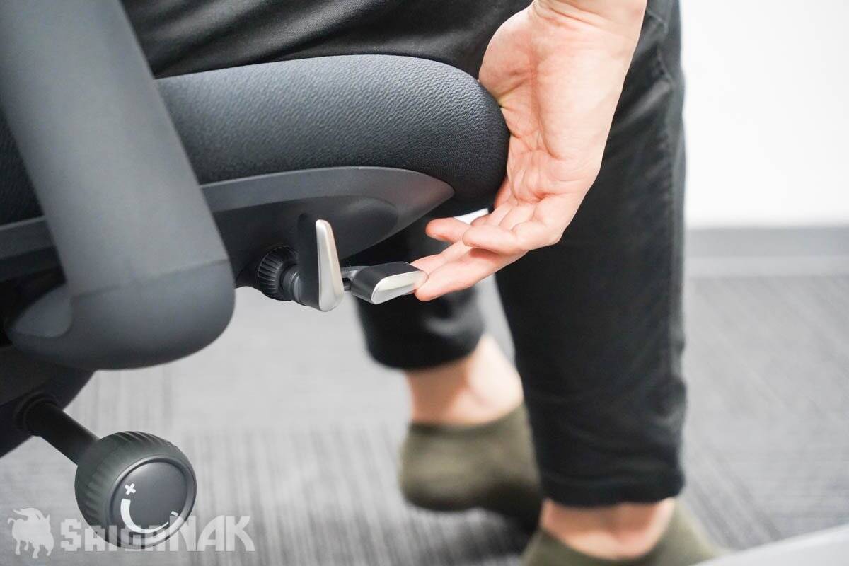 変幻自在のサポートで自動で姿勢を正してくれる！エルゴノミクスチェア「LiberNovo Omni」を開封＆レビュー！