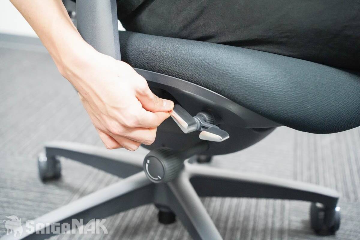 変幻自在のサポートで自動で姿勢を正してくれる！エルゴノミクスチェア「LiberNovo Omni」を開封＆レビュー！