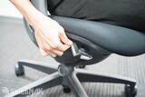 「変幻自在のサポートで自動で姿勢を正してくれる！エルゴノミクスチェア「LiberNovo Omni」を開封＆レビュー！」の画像38