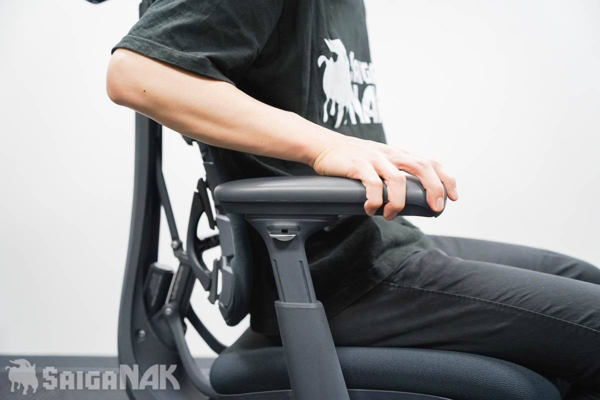変幻自在のサポートで自動で姿勢を正してくれる！エルゴノミクスチェア「LiberNovo Omni」を開封＆レビュー！
