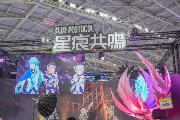 「【TGS2026】「アークナイツ」と「ブループロトコル」のブースをレポート！世界観が再現されたブースやコスプレイヤーも！」の画像