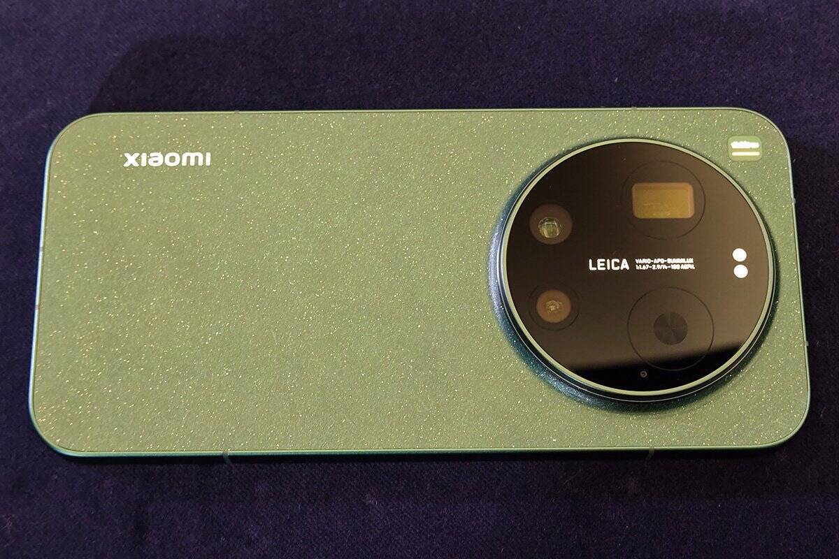 遂にシャオミからライカのスマホが登場！「Xiaomi 17 Ultra」「Leica Leitzphone powered by Xiaomi」をチェック
