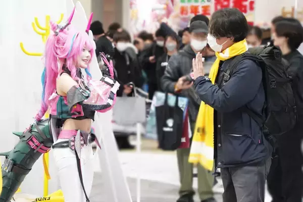 「【コミケ107】企業ブースフォトレポート「アークナイツ：エンドフィールド(GRYPHLINE)」」の画像