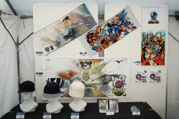 「「CAPCOM CUP 12」がついに開幕！公式グッズやキッチンカーなどを展開している両国国技館屋外ブースレポート！」の画像