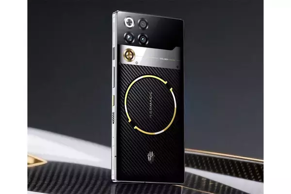 「ゲームだけじゃない！ランボルギーニ、スターウォーズなど中国のコラボスマホが続々登場」の画像