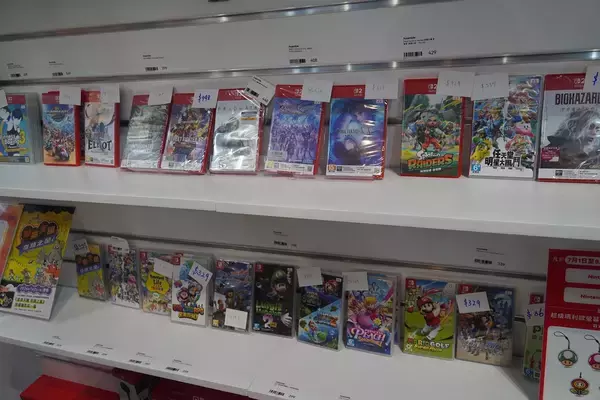 「【ACGHK 2026】初出展のNintendo Switch専門店「Assemble」ブースレポート！スプラレイダースやドラクエなどの名作グッズがずらり」の画像