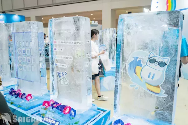「【C108】IRIAMブースレポート！15本の氷柱でコミケ会場のオアシスに」の画像