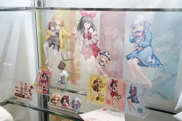 「【コミケ107】企業ブースフォトレポート「IdentityⅤ第五人格」「マルイノアニメ×東方Project」」の画像