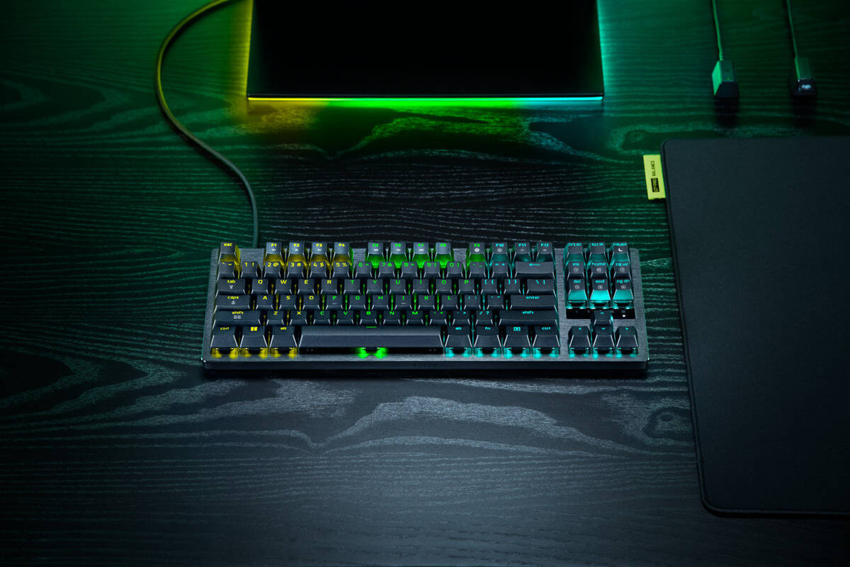 Razerが「Huntsman V3 Tenkeyless 8KHz」を発売！競技向けにデザインされたeスポーツキーボード