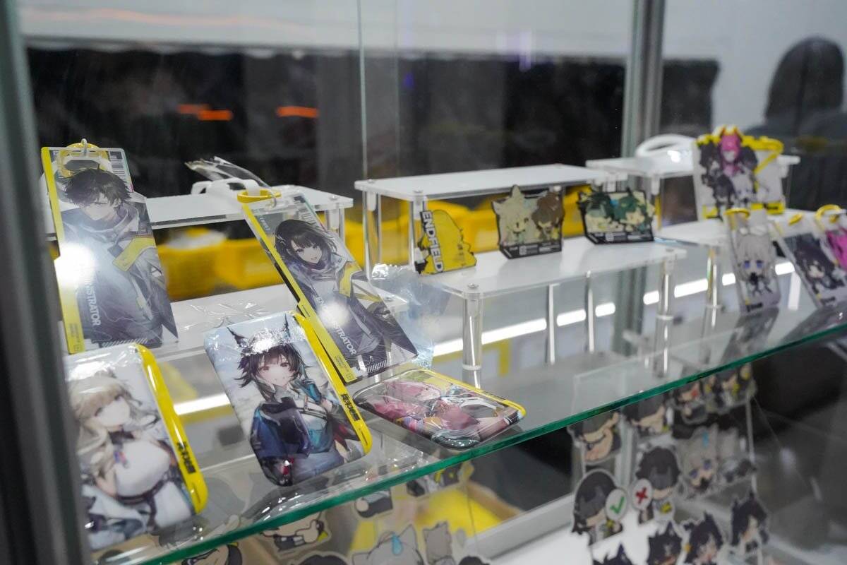 【TGS2026】「アークナイツ:エンドフィールド」ブースをレポート！ゲーム内の工場を模したコンテンツやハイクオリティコスプレイヤーなど