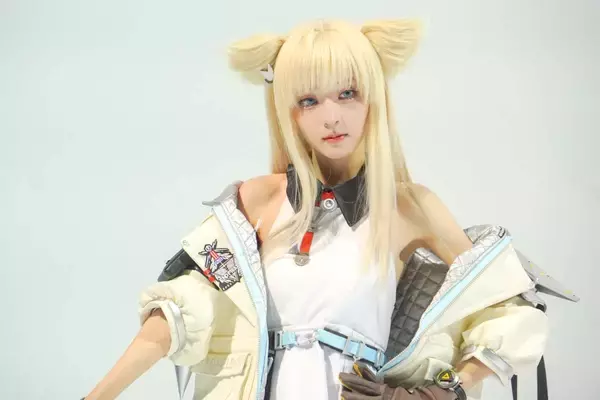 「【TGS2026】「アークナイツ:エンドフィールド」ブースをレポート！ゲーム内の工場を模したコンテンツやハイクオリティコスプレイヤーなど」の画像