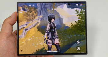 ゲーム用に最適サイズのスマホが出た！サムスン「Galaxy Z Fold8」をチェック