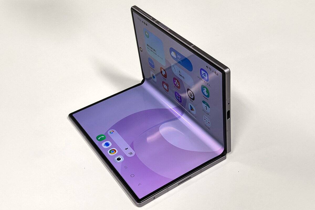 ゲーム用に最適サイズのスマホが出た！サムスン「Galaxy Z Fold8」をチェック