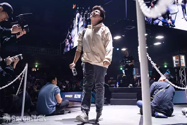 「日本勢・さはら選手の優勝で幕を閉じた「CAPCOM CUP 12」を38枚の現地写真で振り返る」の画像