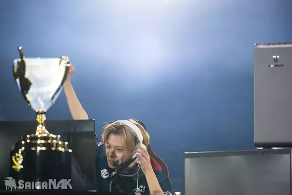 「日本勢・さはら選手の優勝で幕を閉じた「CAPCOM CUP 12」を38枚の現地写真で振り返る」の画像