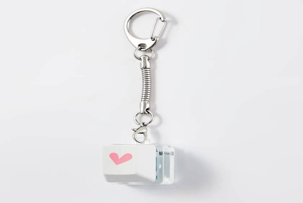 大人気VTuber「KizunaAI」のコラボゲーミングキーボードが予約開始！"アイちゃんのいる日常"を手に入れよう