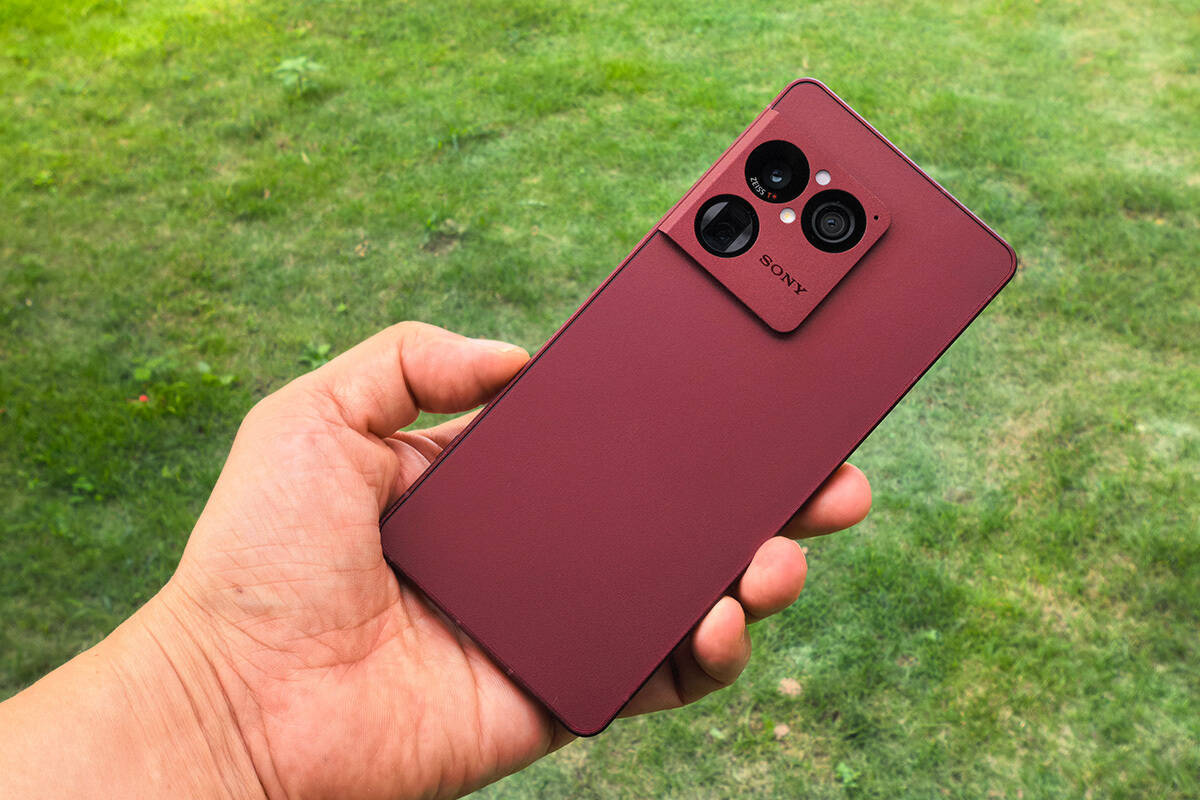 ソニー「Xperia 1 VIII」登場！AIカメラに新ボディデザインを採用