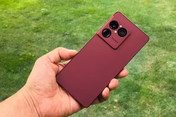 「ソニー「Xperia 1 VIII」登場！AIカメラに新ボディデザインを採用」の画像