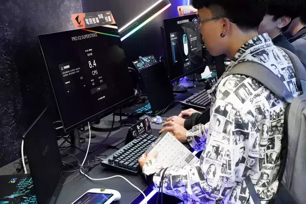 「【TGS2026】「Logitech」「首都高バトル」ブースレポート！ラピトリマウスやマクラーレン展示も」の画像