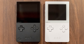 ゲームボーイやゲームボーイカラーなどに対応している「Analogue Pocket」の開封式！別売りアダプターでゲームギアやネオジオポケットもプレイ可能