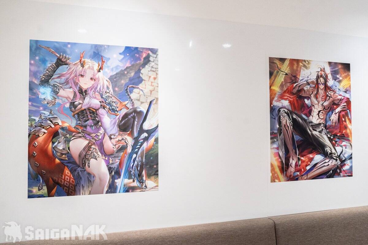 「Shadowverse: Worlds Beyond」× and GALLERY コラボカフェレポート！オリジナルグッズや豪華ノベルティも