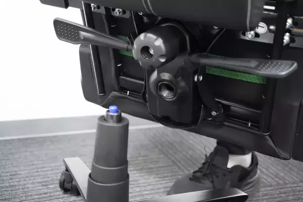 「イギリス発の紳士なゲーミングチェア「Boulies Master Rex」をレビュー！リクライニングとオットマンで“寝れます”」の画像