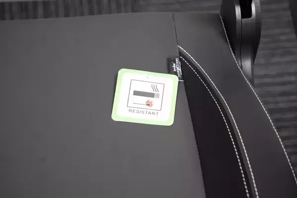 「イギリス発の紳士なゲーミングチェア「Boulies Master Rex」をレビュー！リクライニングとオットマンで“寝れます”」の画像