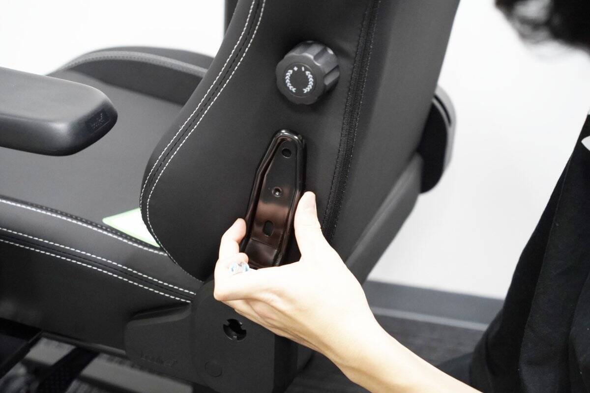 イギリス発の紳士なゲーミングチェア「Boulies Master Rex」をレビュー！リクライニングとオットマンで“寝れます”