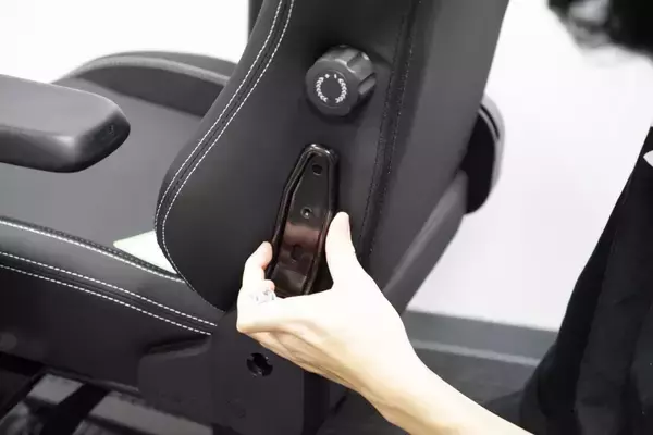 「イギリス発の紳士なゲーミングチェア「Boulies Master Rex」をレビュー！リクライニングとオットマンで“寝れます”」の画像