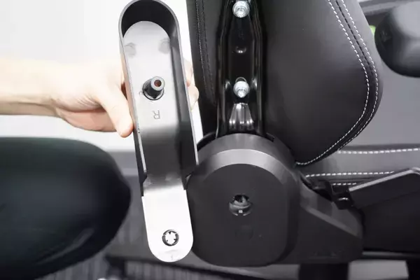 「イギリス発の紳士なゲーミングチェア「Boulies Master Rex」をレビュー！リクライニングとオットマンで“寝れます”」の画像