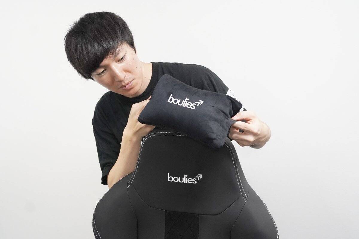 イギリス発の紳士なゲーミングチェア「Boulies Master Rex」をレビュー！リクライニングとオットマンで“寝れます”