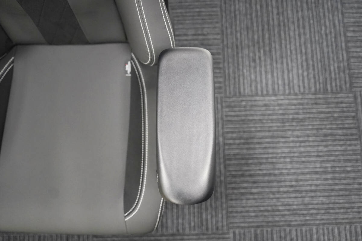 イギリス発の紳士なゲーミングチェア「Boulies Master Rex」をレビュー！リクライニングとオットマンで“寝れます”