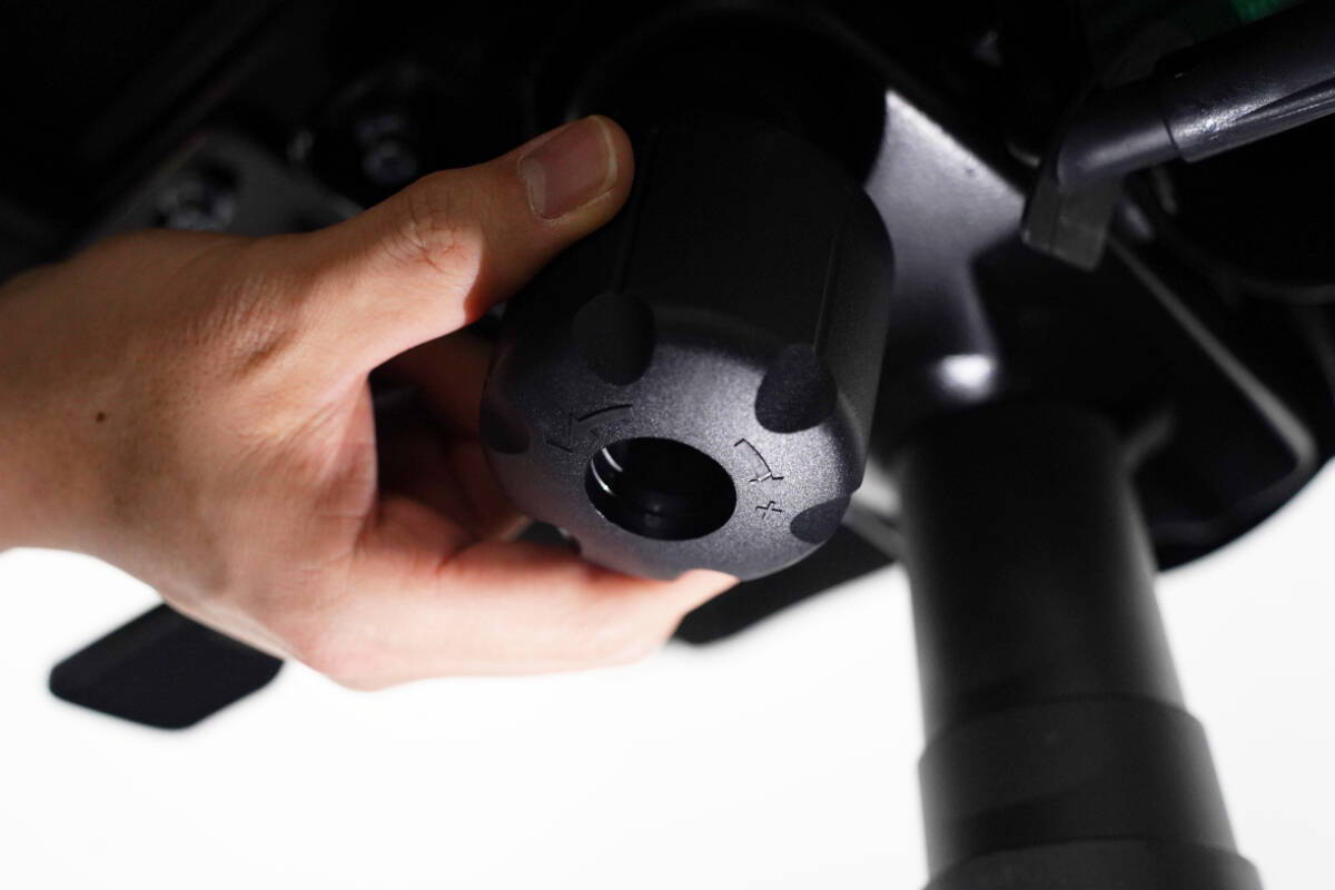 イギリス発の紳士なゲーミングチェア「Boulies Master Rex」をレビュー！リクライニングとオットマンで“寝れます”