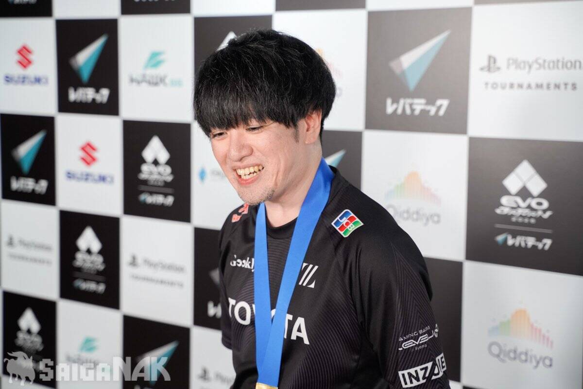 【EVO Japan 2026】GGST部門優勝のちゅらら選手にインタビュー「5年目でようやく」「勝利の秘訣は相手の気持ちに合わせること」