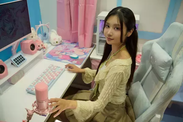 「【TGS2025】Pixioが完全再現！結城さくなコラボゲーミングルームをれいか氏が体験してきた」の画像