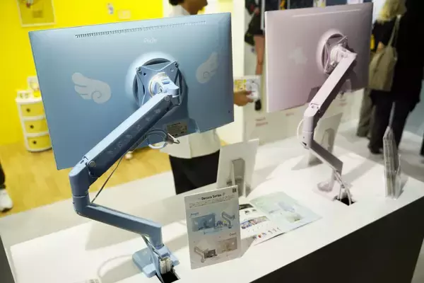 「【TGS2025】Pixioが完全再現！結城さくなコラボゲーミングルームをれいか氏が体験してきた」の画像