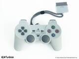 「初代プレステのコントローラを再現した「シリコーンポーチ DUALSHOCK」が登場！実物とほぼ同じサイズ」の画像5