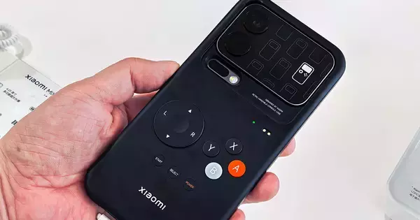 スマホの背面がゲーム機に！？シャオミの「Xiaomi 17 Pro Max」レトロゲーム機風ケースをチェック！