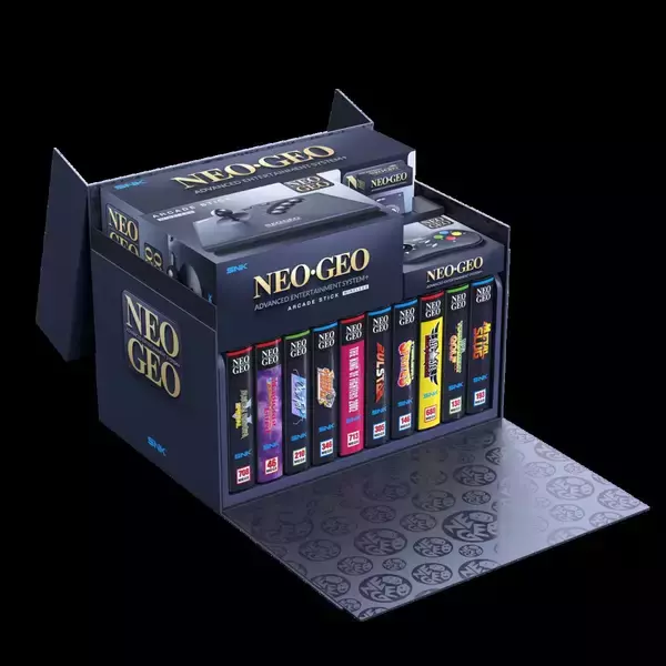 「「NEOGEO AES+」が11月12日に発売！アルティメットエディションには懐かしの10作品が付属」の画像
