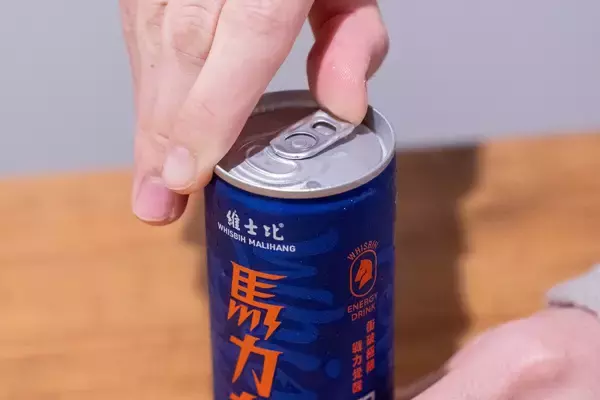「カフェインとBCAAが同時に摂れる！台湾のエナジードリンク「維士比 馬力夯Plus」をレビュー」の画像