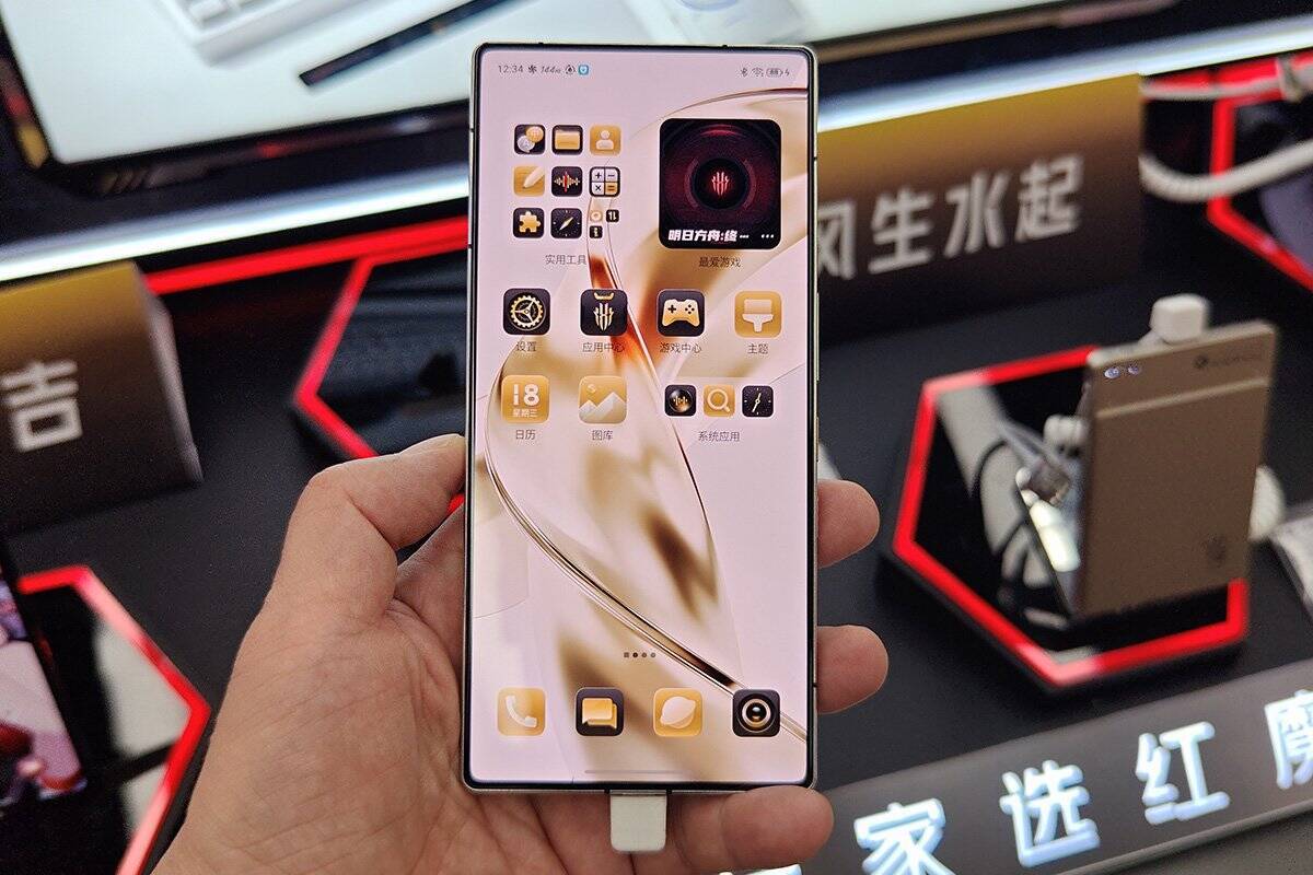 今度は鳴潮の「千咲」！「REDMAGIC 11 Pro+」のコラボモデルを見てきた