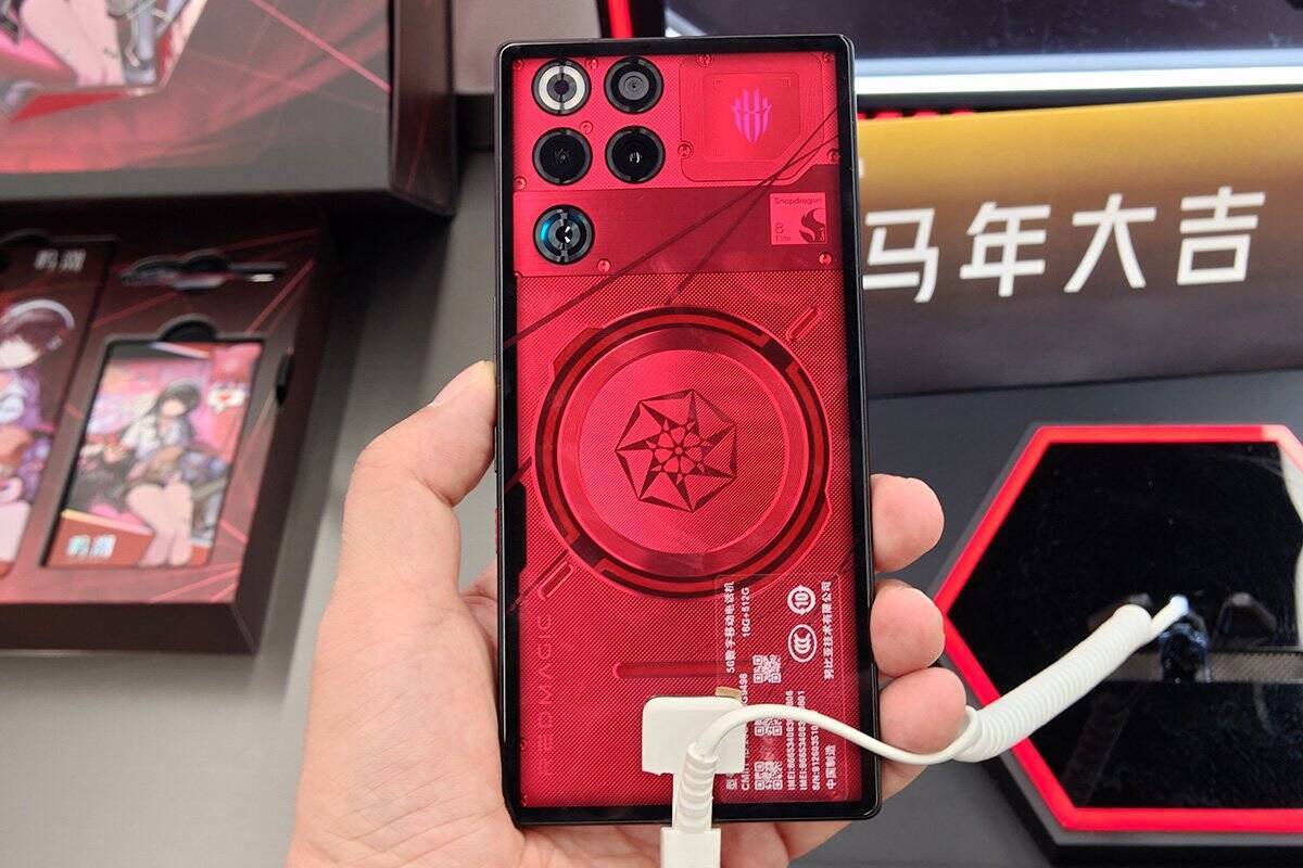 今度は鳴潮の「千咲」！「REDMAGIC 11 Pro+」のコラボモデルを見てきた
