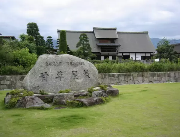「インフルエンサーの付玉蒙、小花醤鴨が山梨県の甲州・笛吹・甲府を観光、秩序あるインバウンド観光を目指して中国語圏にアピール」の画像